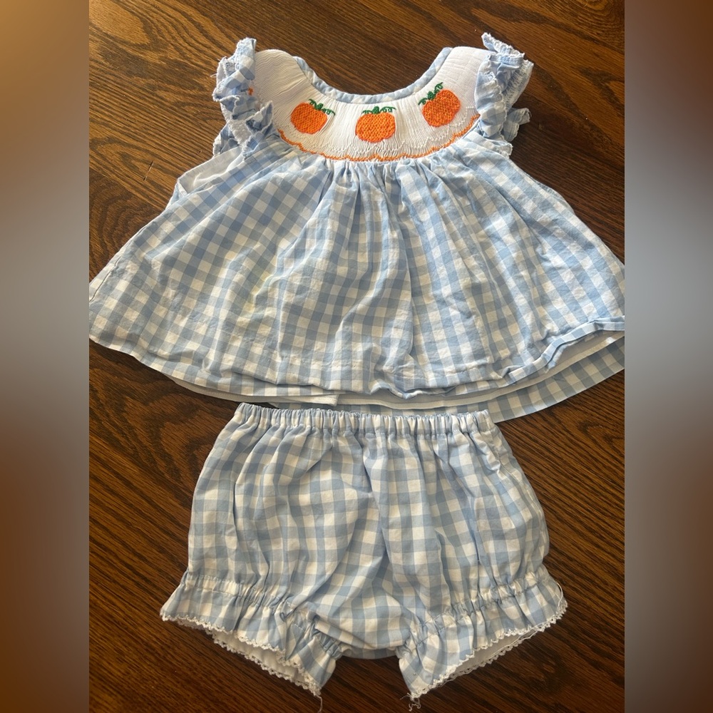 Poppy Kids Co Blue Gingham Diaper Set with Smocked Pumpkins size 6 months